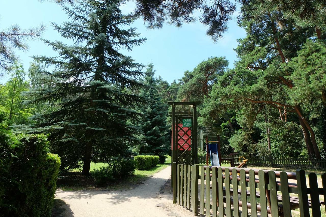 Lesny Osrodek Szkoleniowy W Puszczykowie Puszczykowo Exterior photo