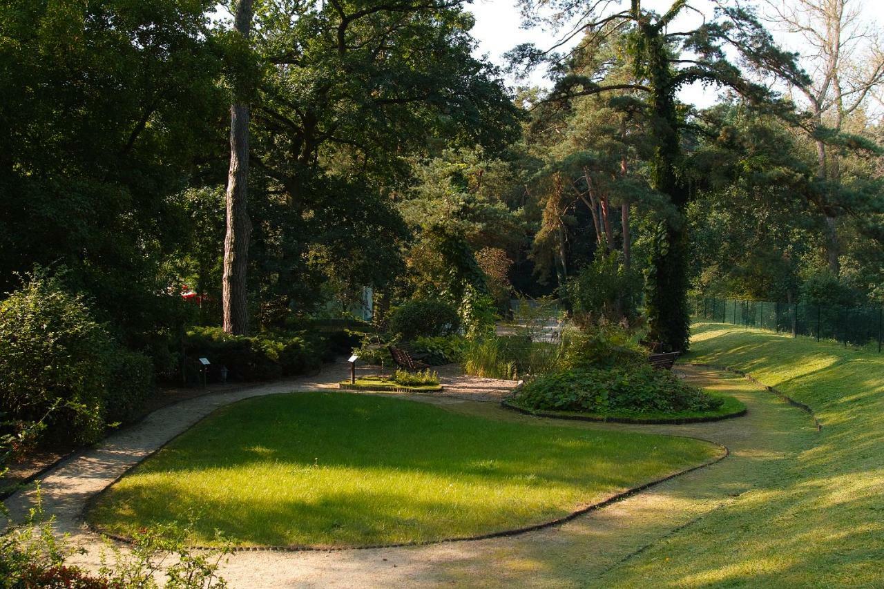 Lesny Osrodek Szkoleniowy W Puszczykowie Puszczykowo Exterior photo